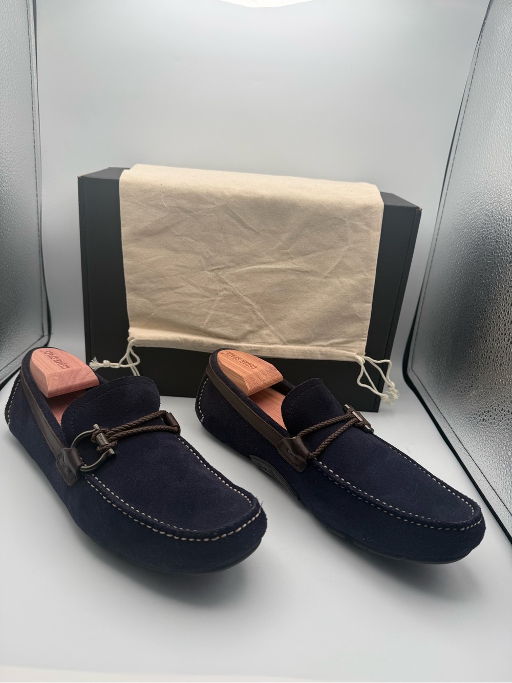 FERRAGAMO Front 4 Navy Blue Suede Braided Gancini Drivers 8 D